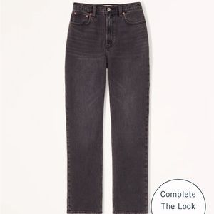 Abercrombie & Fitch CURVE LOVE Ultra High Rise 90’s Straight Jean w/ Ankle Slit